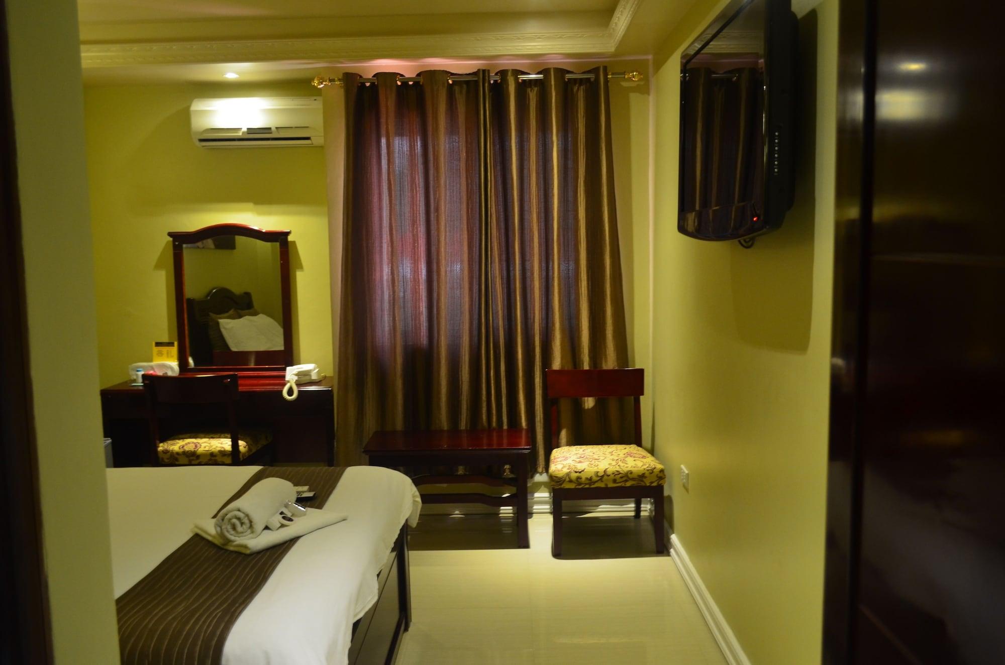 Clark Imperial Hotel Angeles Zewnętrze zdjęcie