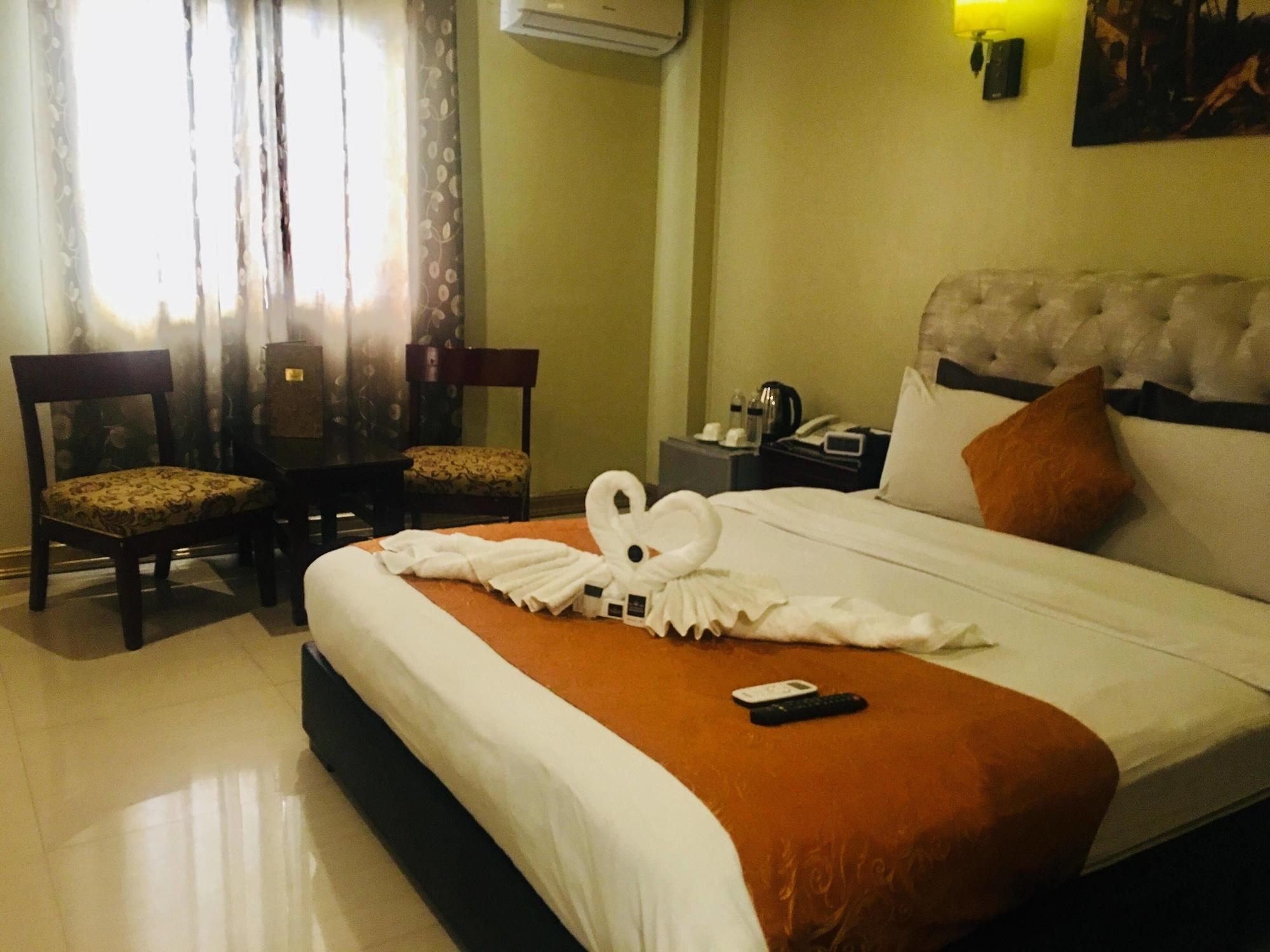 Clark Imperial Hotel Angeles Zewnętrze zdjęcie