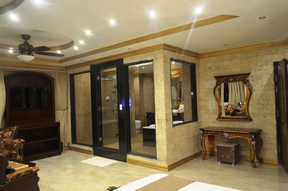 Clark Imperial Hotel Angeles Zewnętrze zdjęcie