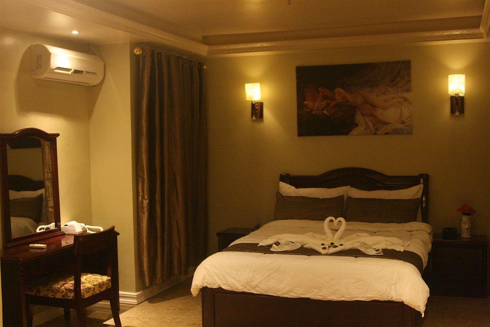 Clark Imperial Hotel Angeles Zewnętrze zdjęcie