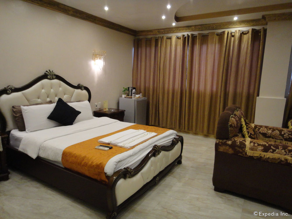 Clark Imperial Hotel Angeles Zewnętrze zdjęcie